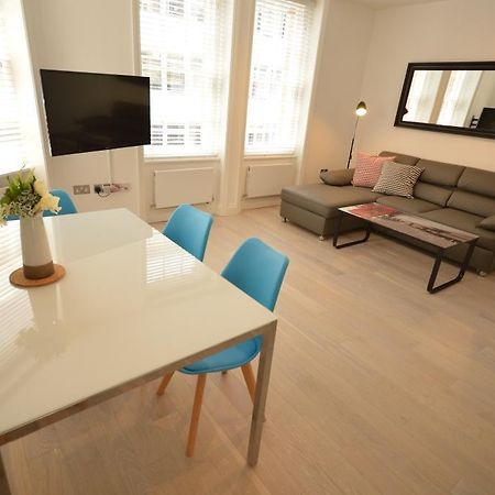 St Anne'S Court By Indigo Flats Apartment London Bagian luar foto
