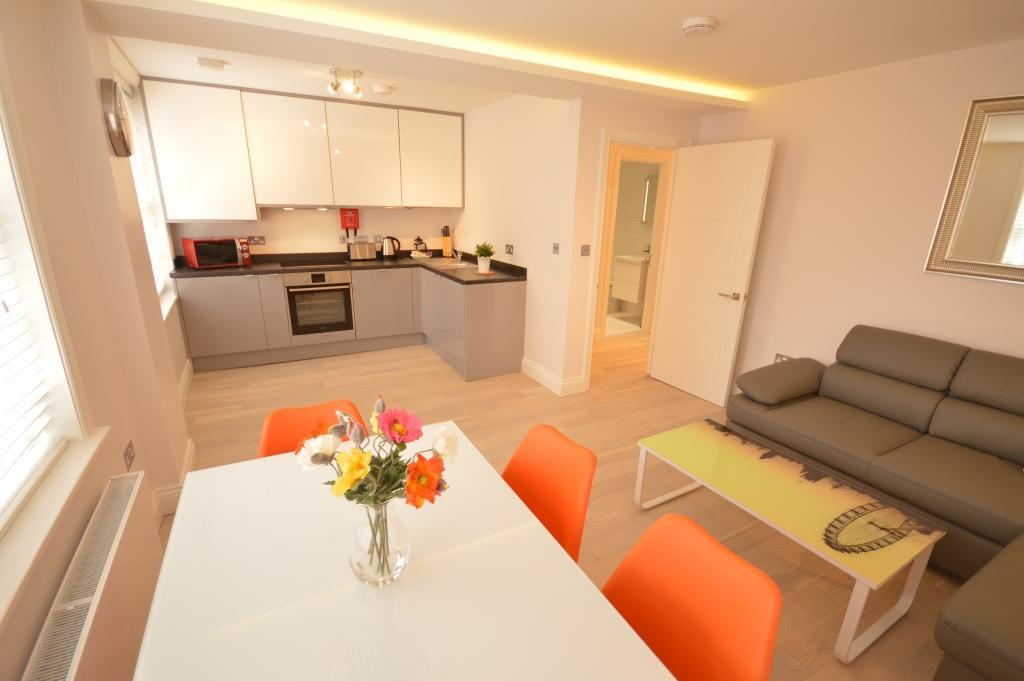 St Anne'S Court By Indigo Flats Apartment London Bagian luar foto
