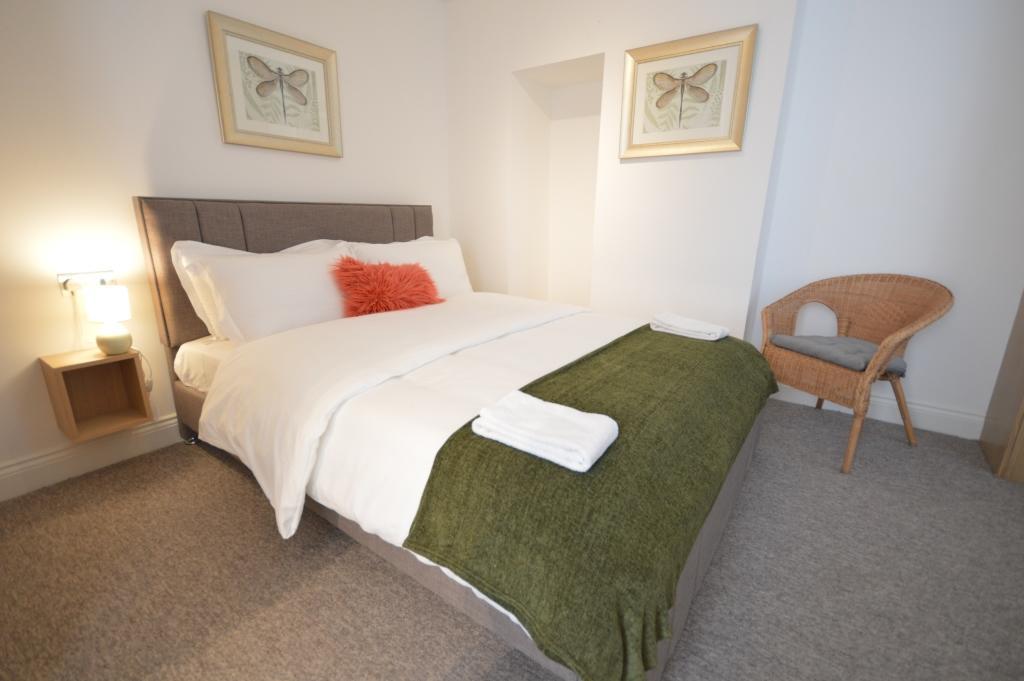 St Anne'S Court By Indigo Flats Apartment London Bagian luar foto